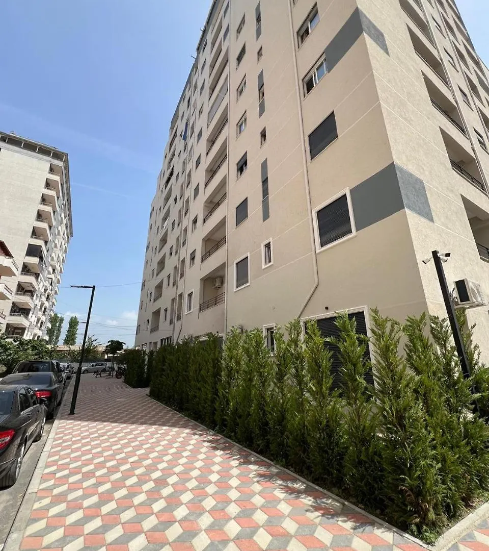 Juna'S Blissful Apartment Vlore